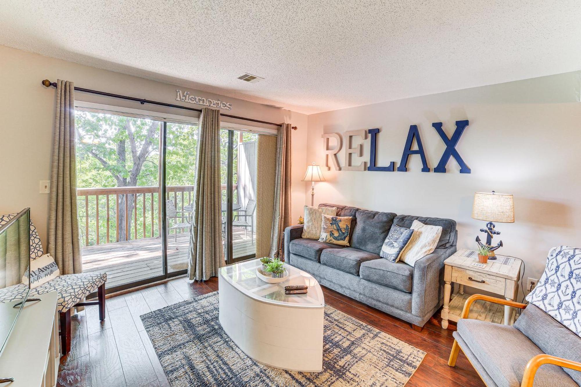 Reed Springs Condo With Furnished Deck And Pool Access Reeds Spring Exterior foto